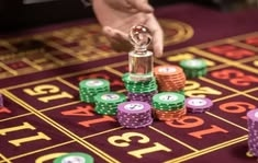 Starburst slot casino presented on mobile device in Pakistan with slots and live games